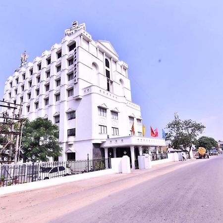 Simsan Hotel Chennai Exterior photo