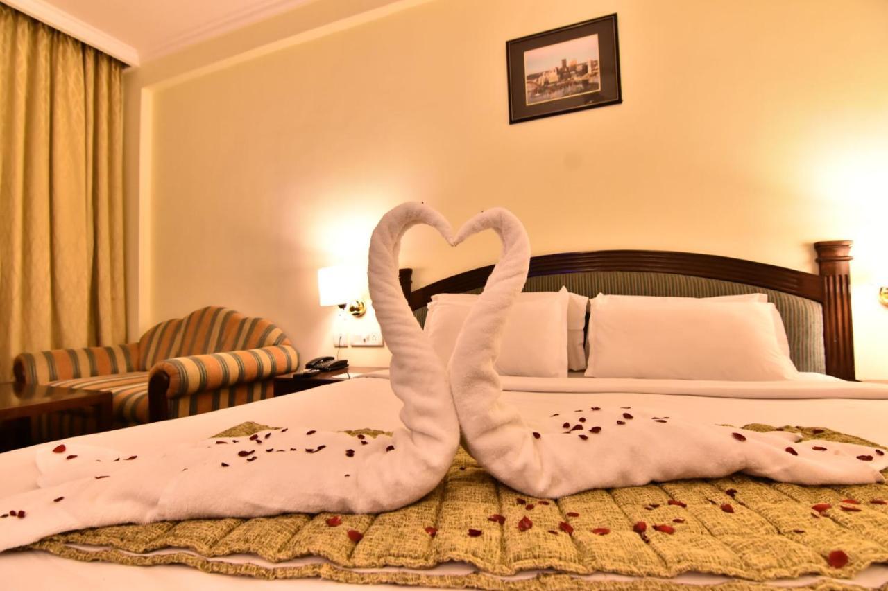 Simsan Hotel Chennai Exterior photo